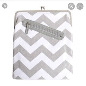 NWOT Kailo Chic iPad / Tablet Clutch Case